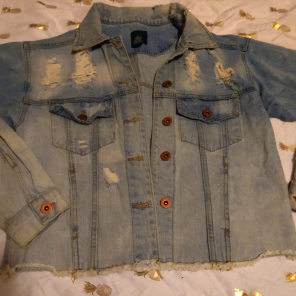 Wild Fable distressed Jean jacket size extra small